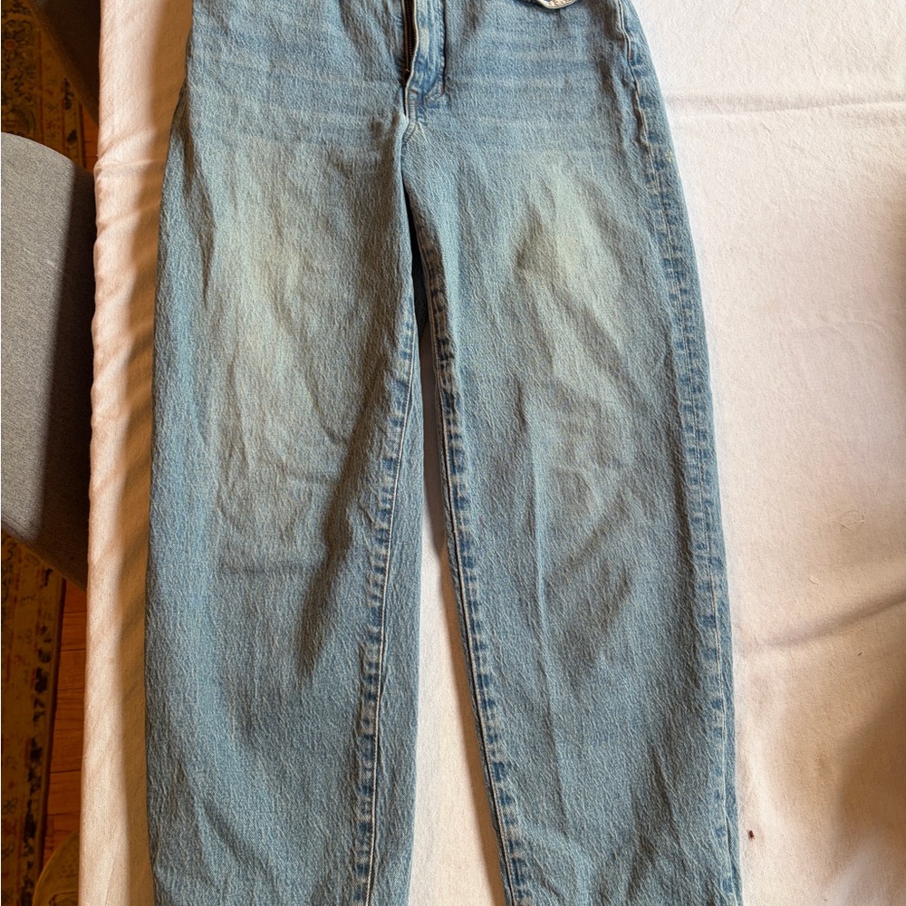 Madewell Light Blue Relaxed Straight Jeans
